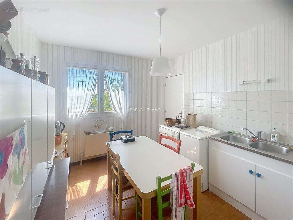 Maison 86 m² à Saint-Jean  - photo 4