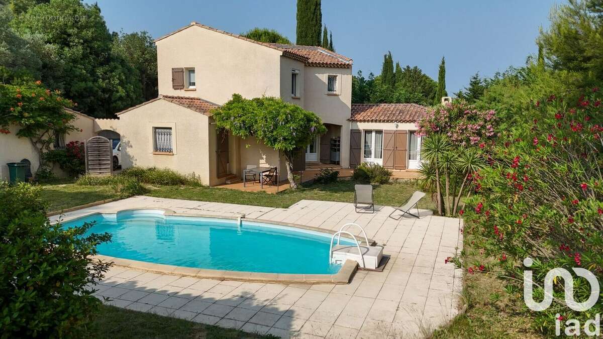 Photo 2 - Maison à ROCHEFORT-DU-GARD