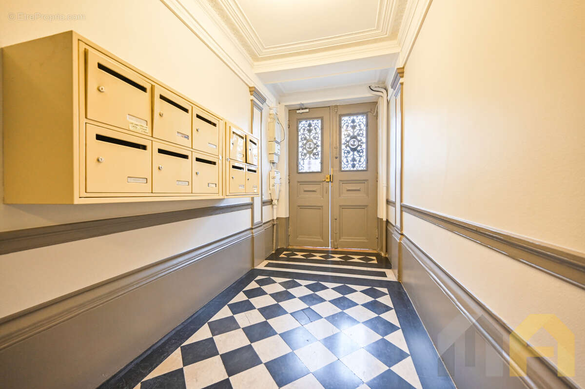 Appartement à PARIS-11E