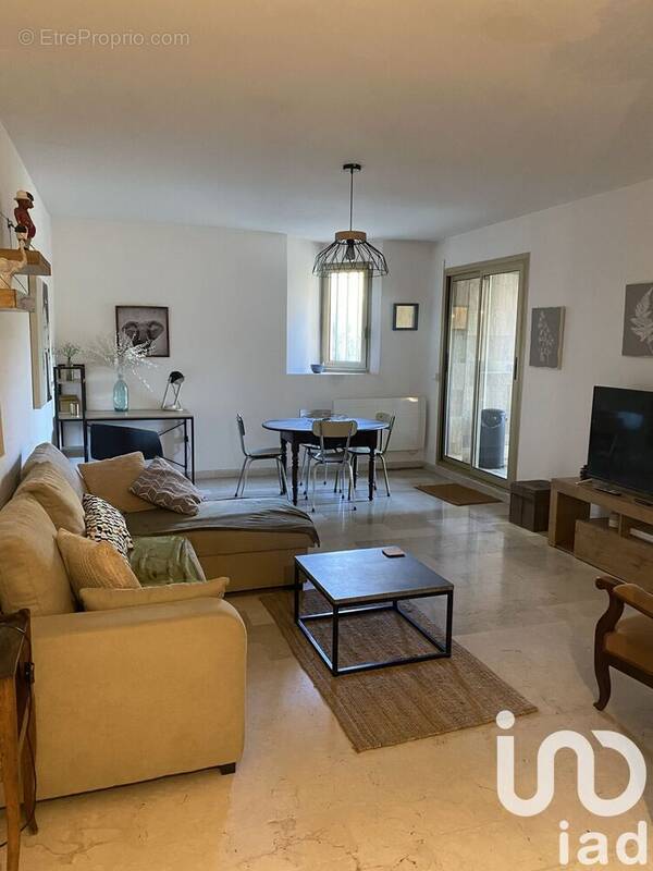 Photo 1 - Appartement à MARSEILLE-8E