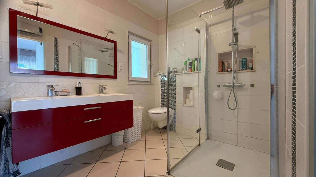 Maison à SAINTE-LIVRADE-SUR-LOT