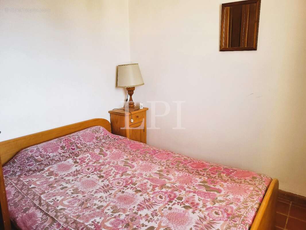 Maison à SAINT-SATURNIN-LES-APT