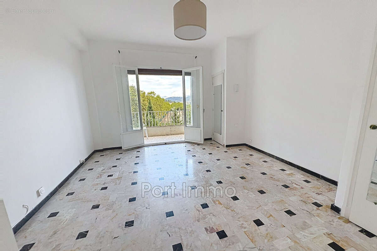 Appartement 69 m² à Nice  - photo 8