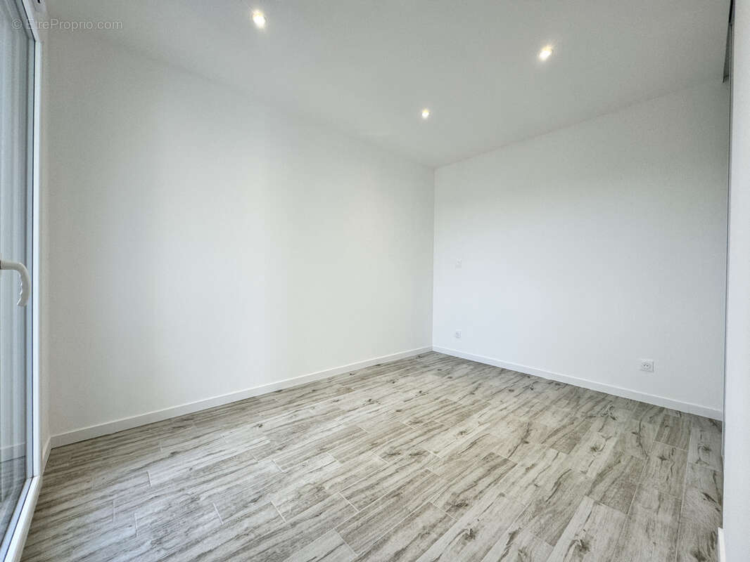 Maison à SAINT-GEORGES-DE-DIDONNE