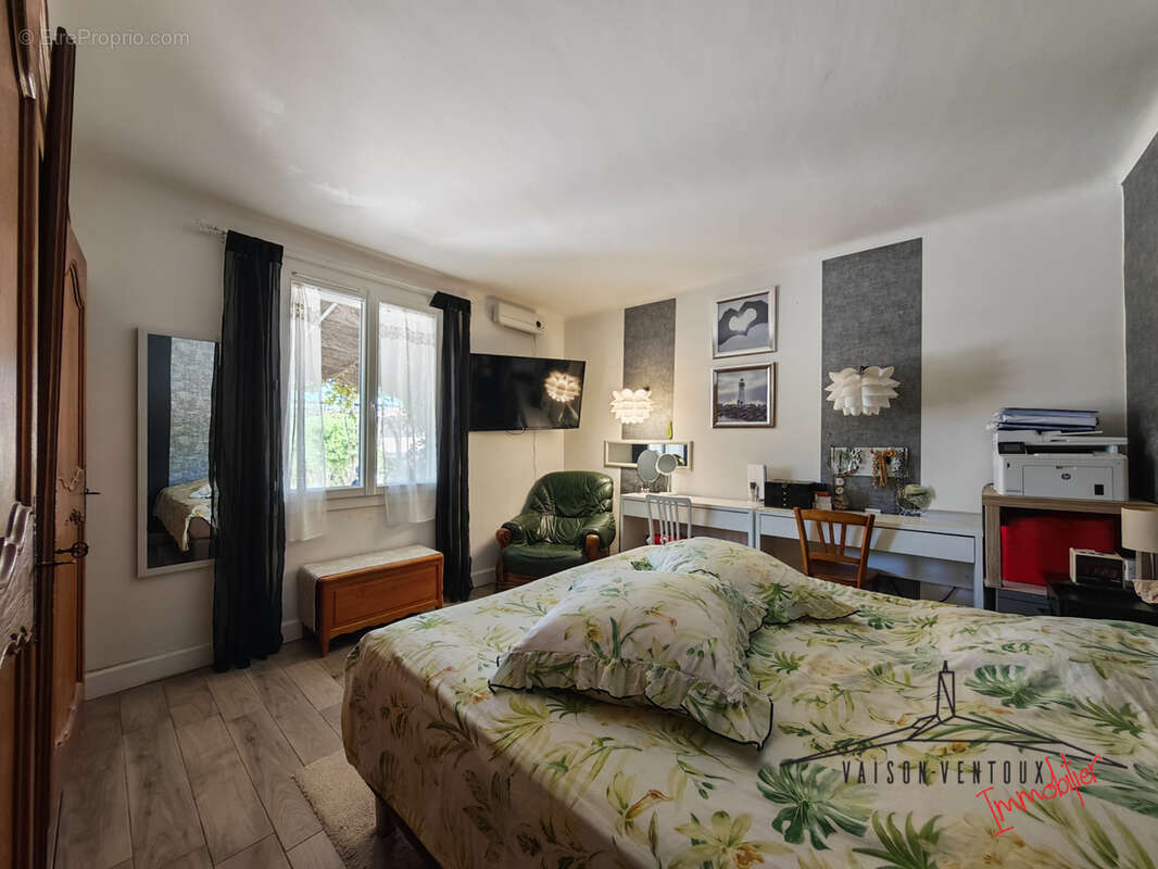 Maison à VAISON-LA-ROMAINE