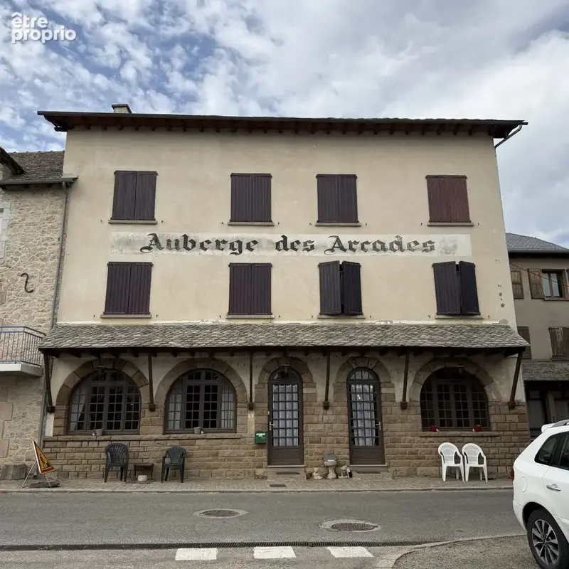 Maison à CANET-DE-SALARS