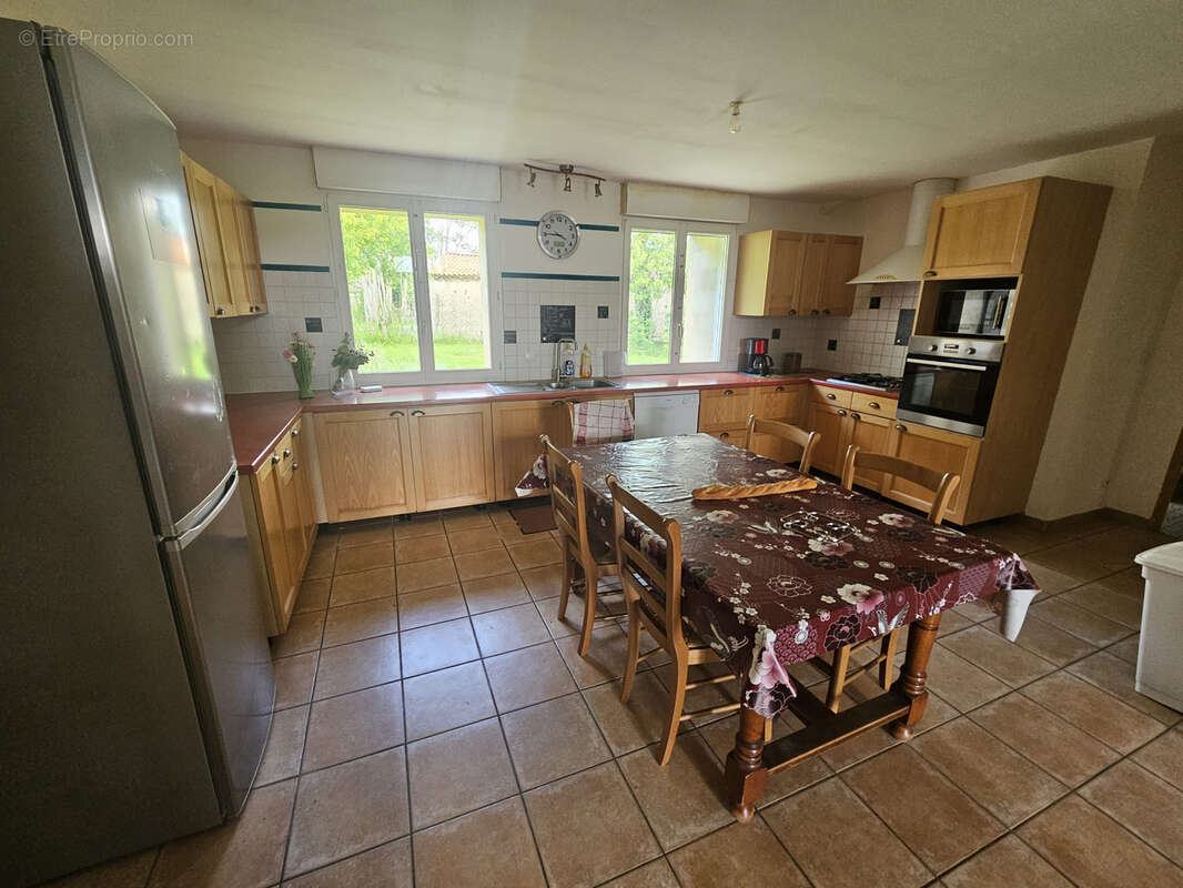 Maison à CORME-ECLUSE