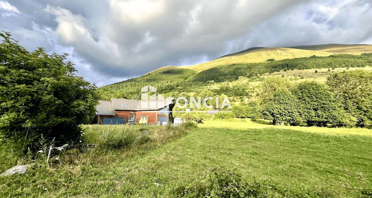 Maison à CHOLONGE