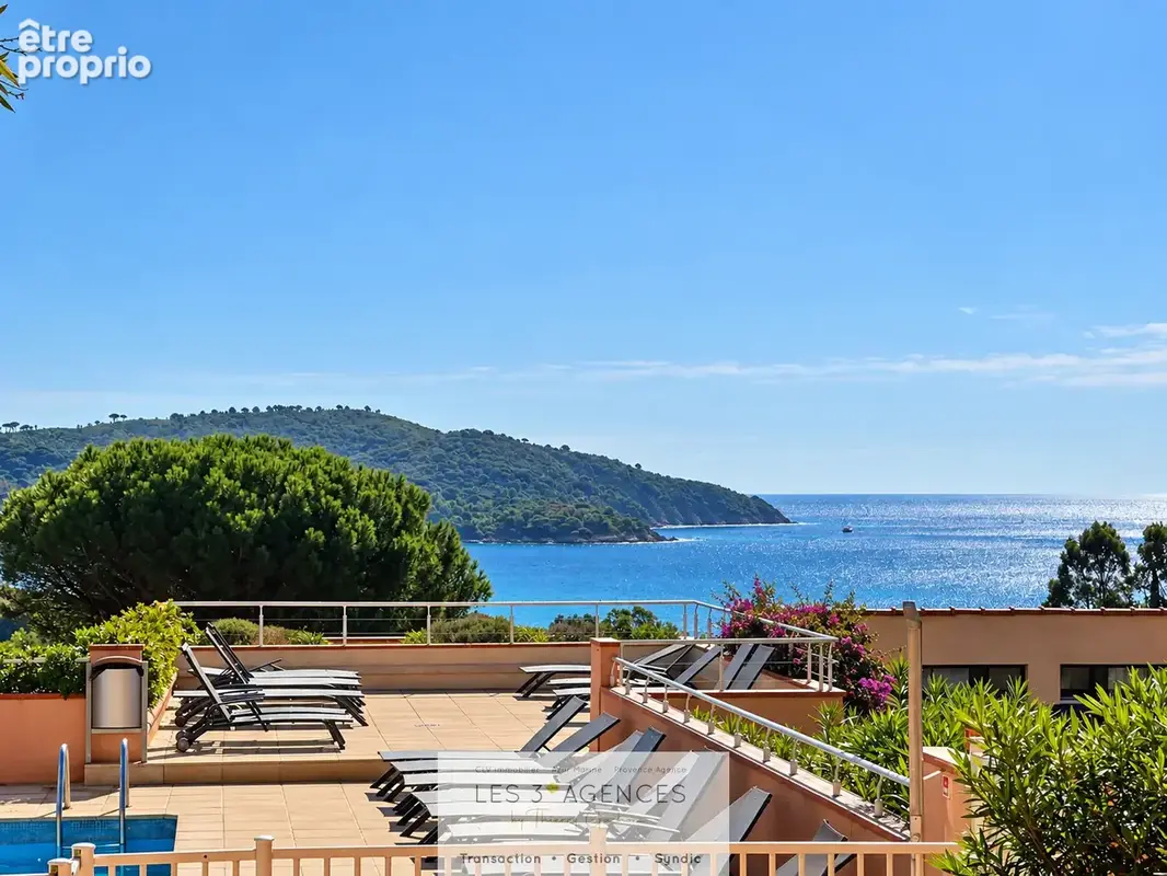 Les terrasses de sylvabelle   studio avec coin nuit et magnifique vue mer sur gigaro - photo 10