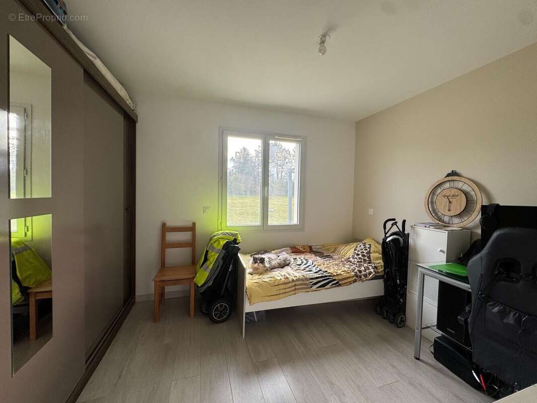 Maison 100 m² à Saint-Aubin  - photo 8