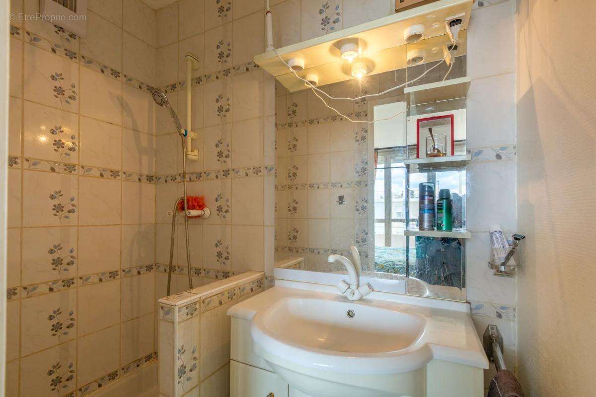 Appartement à LYON-8E