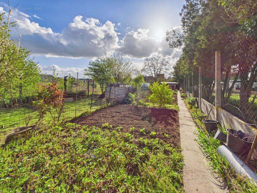 Maison à DOUCHY-LES-MINES