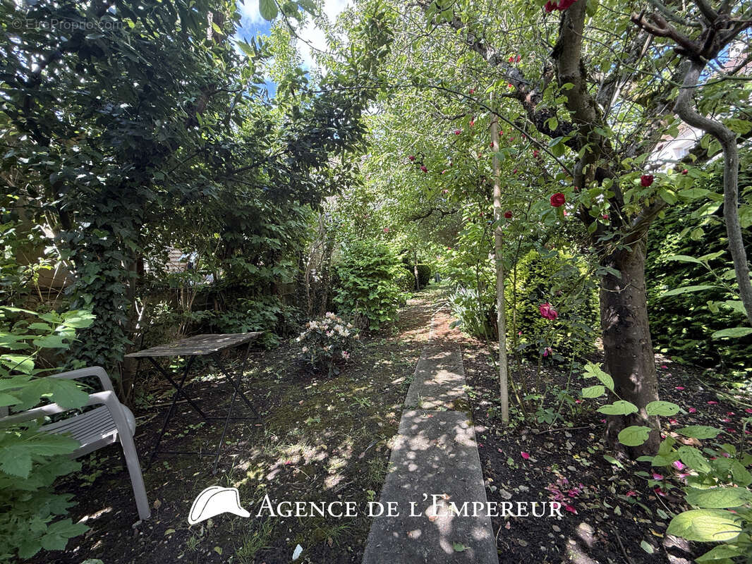 Appartement à RUEIL-MALMAISON