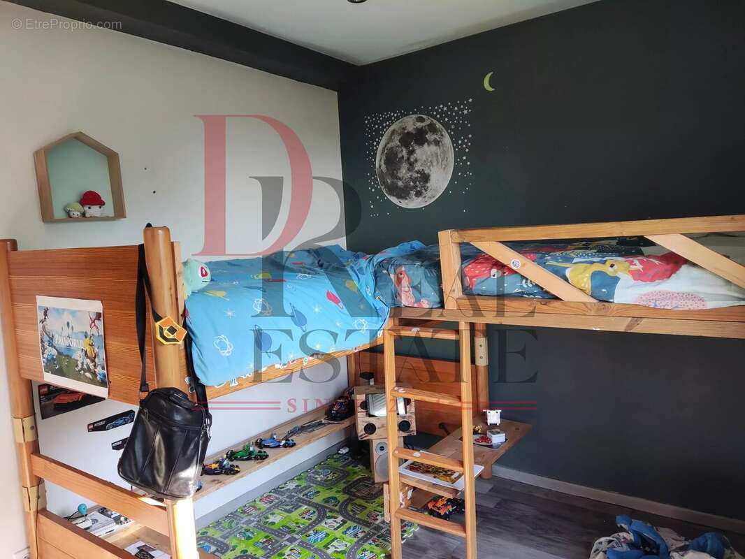 Appartement à CASTELLAR
