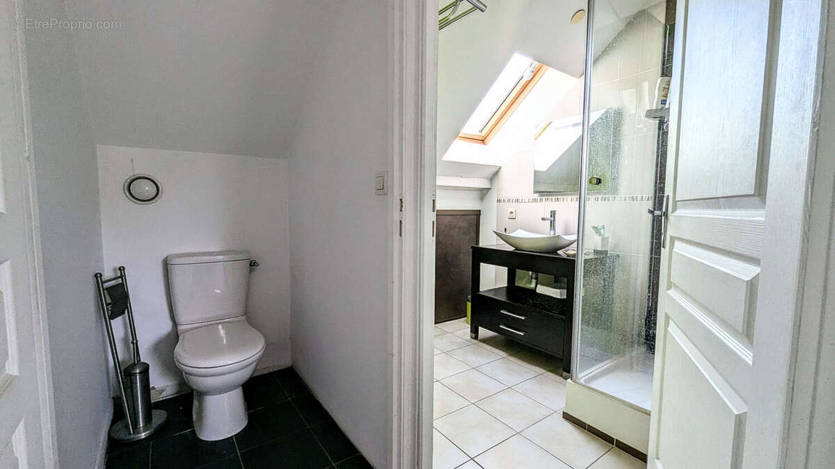 Appartement Saint Denis 2 pièce(s) 46,76 m2 - photo 7