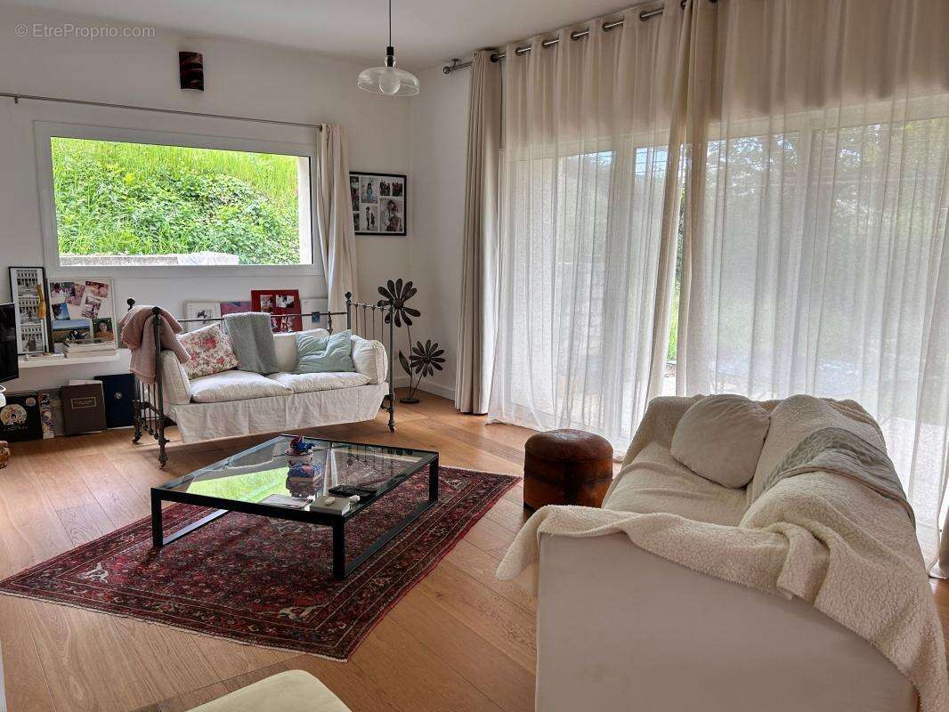 Maison à VAISON-LA-ROMAINE