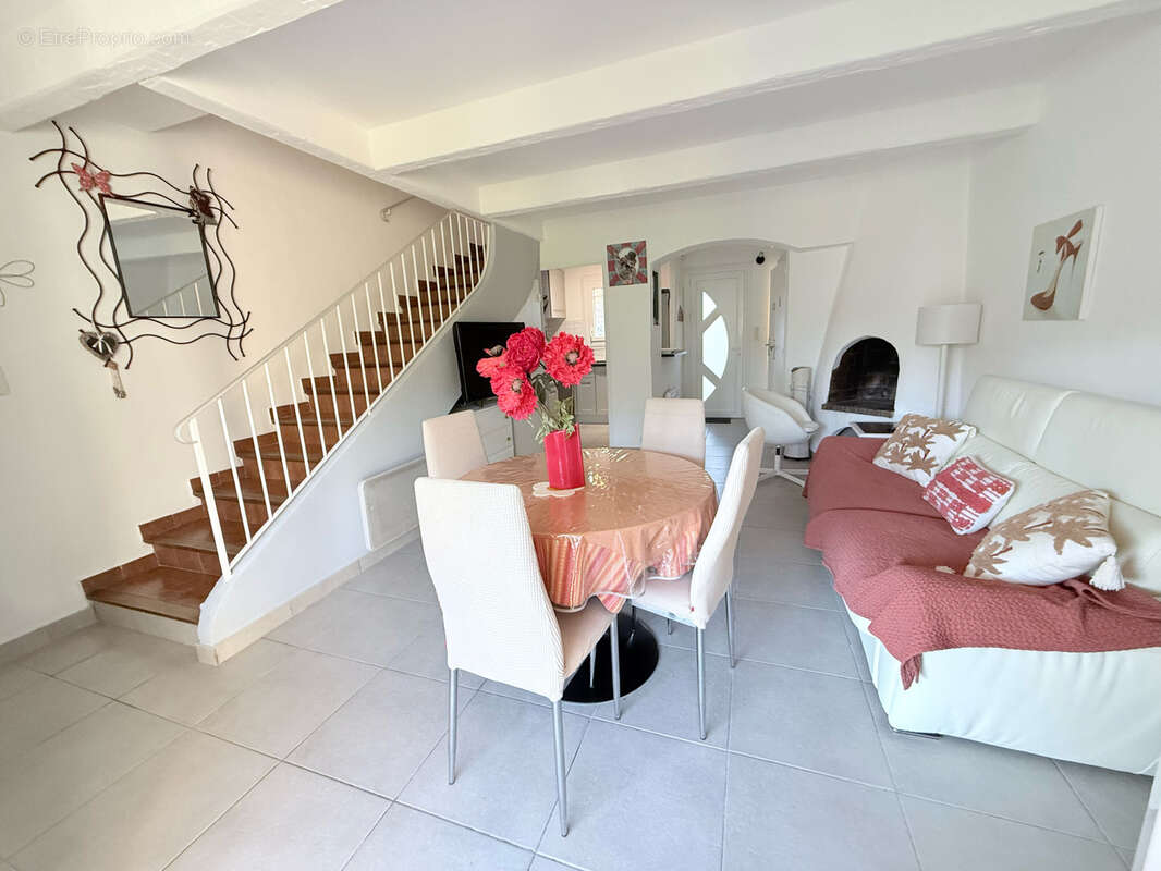 Maison à SIX-FOURS-LES-PLAGES