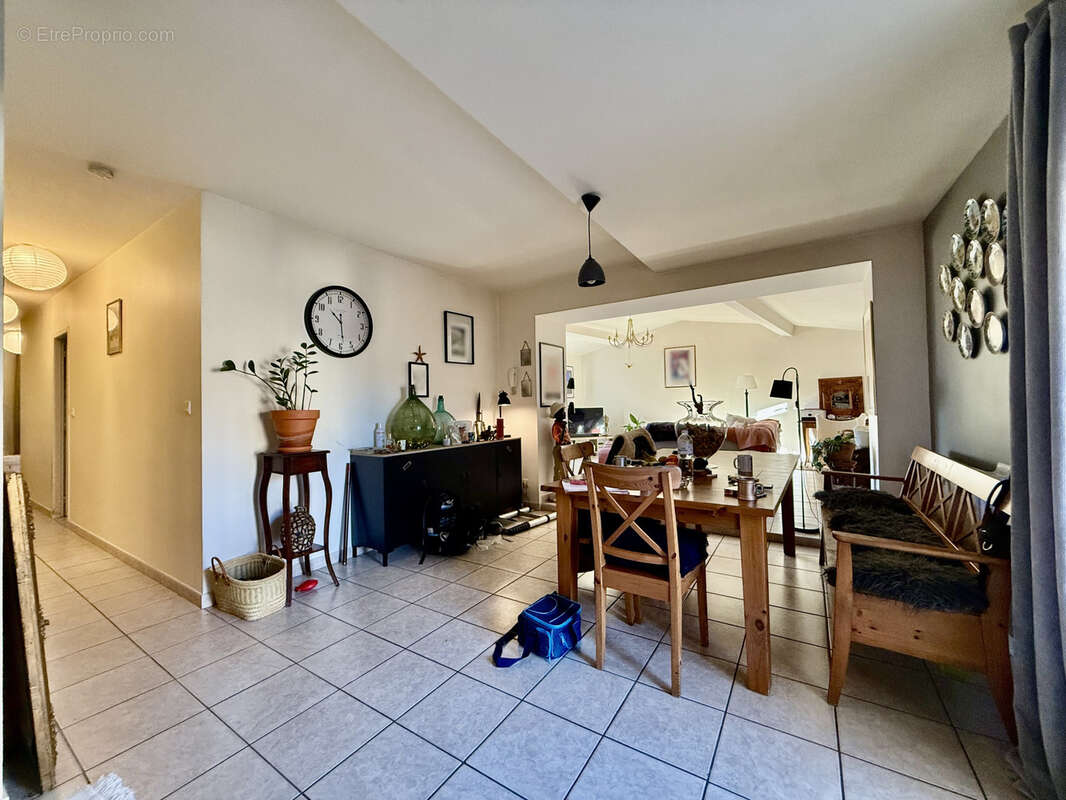 Immeuble en monopropriété 271 m2 habitables   Entièrement loué - photo 4
