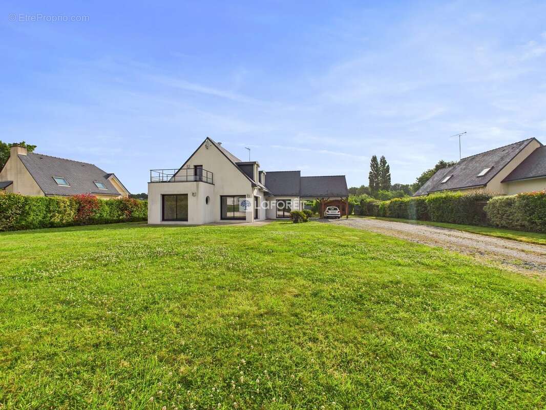 Maison à ERGUE-GABERIC