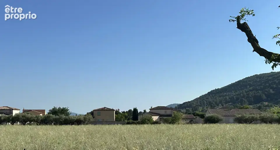 Terrain à CUERS