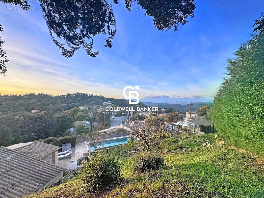 Maison à LES ADRETS-DE-L&#039;ESTEREL