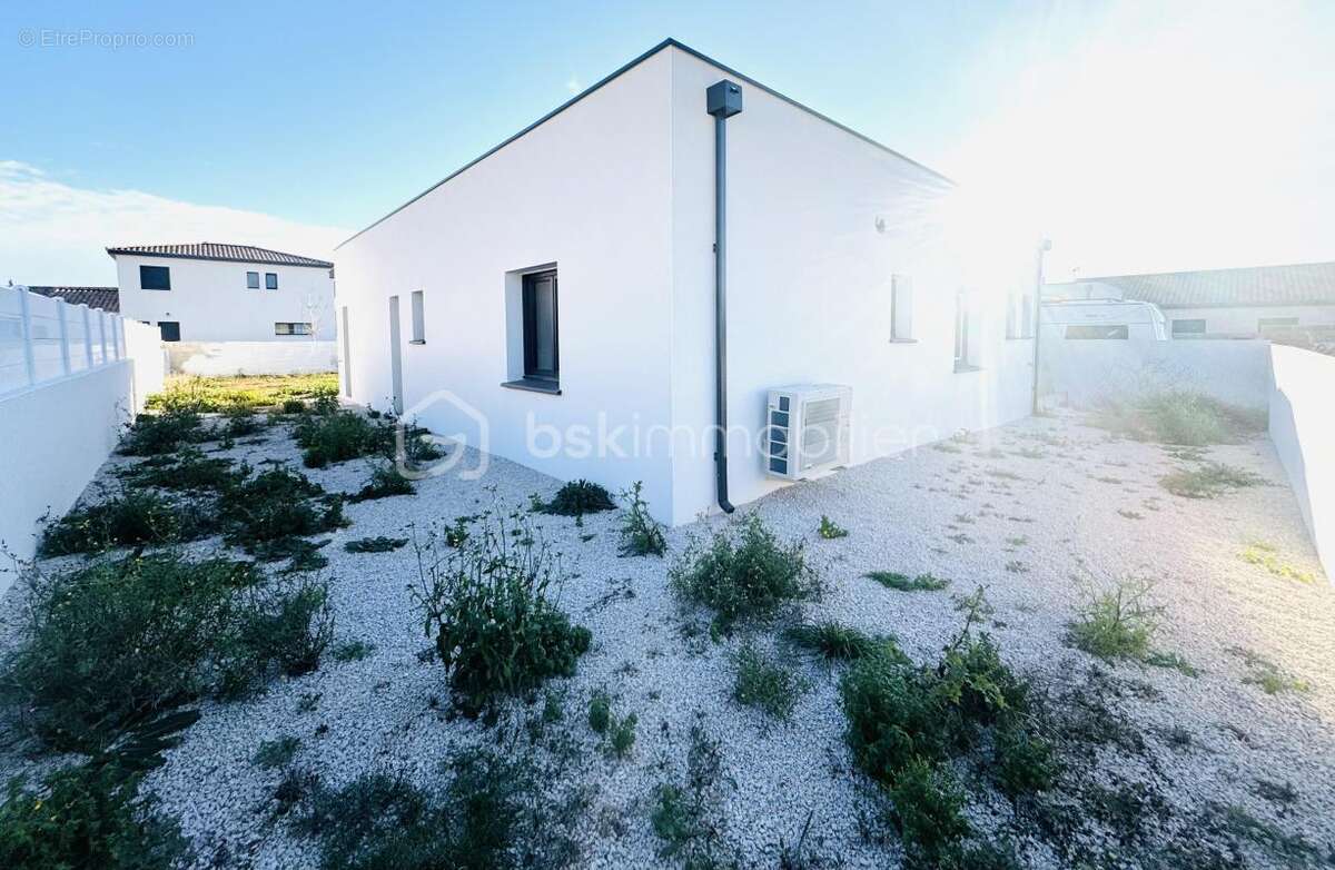 Villa plain pied 130 m² - photo 10