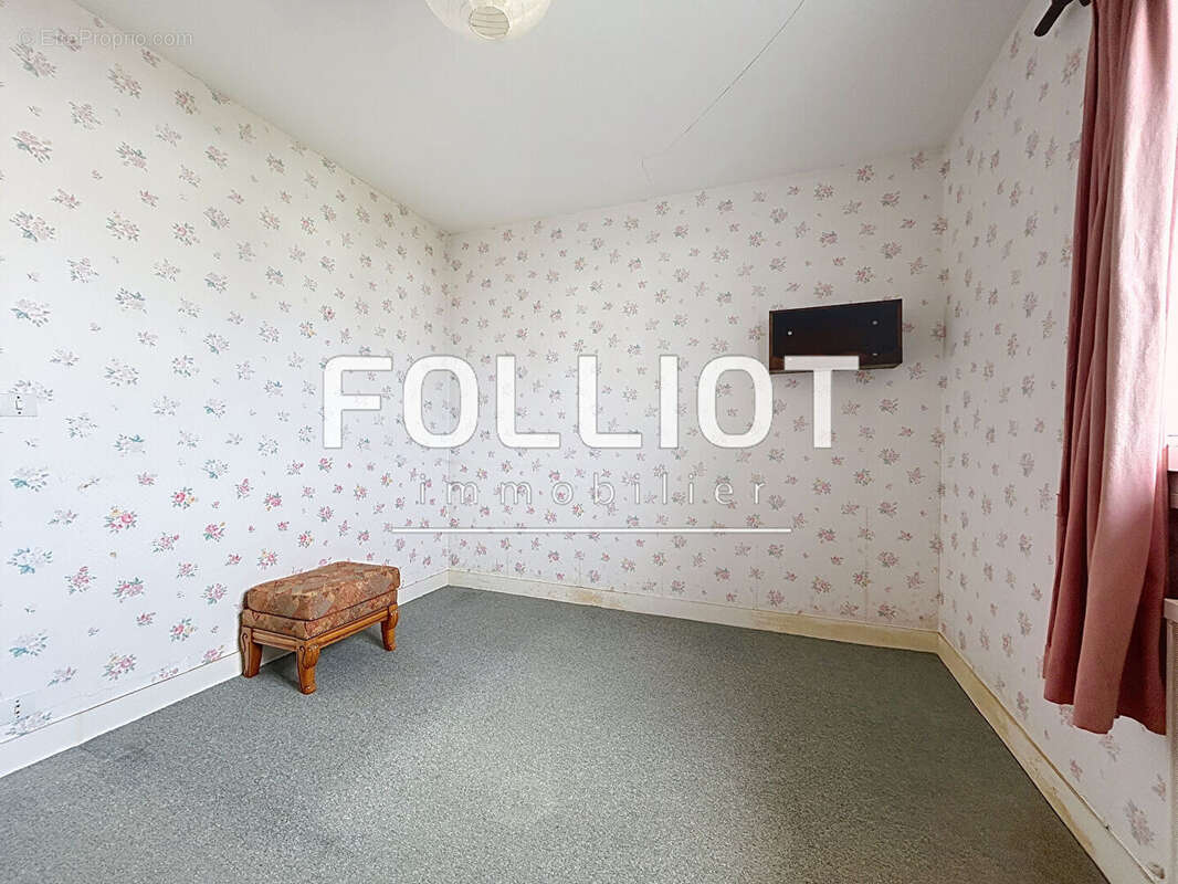 Maison à SAINT-PAIR-SUR-MER