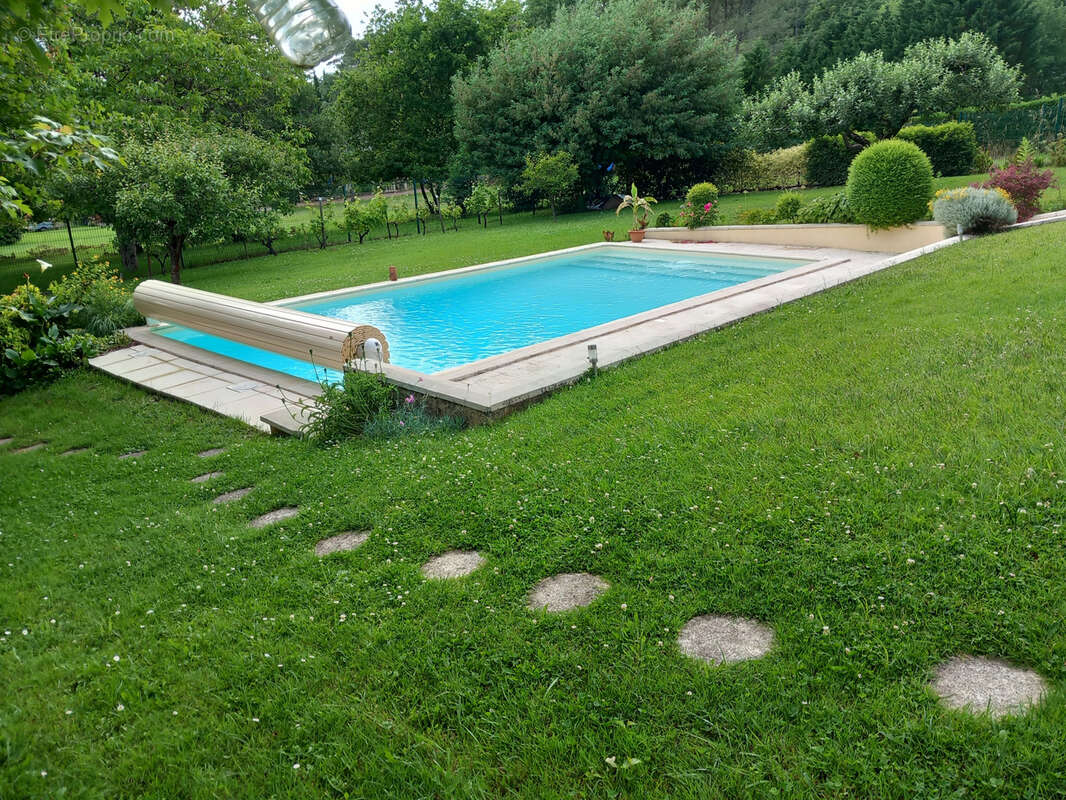 Exclusivité - villa f4 avec piscine - photo 5