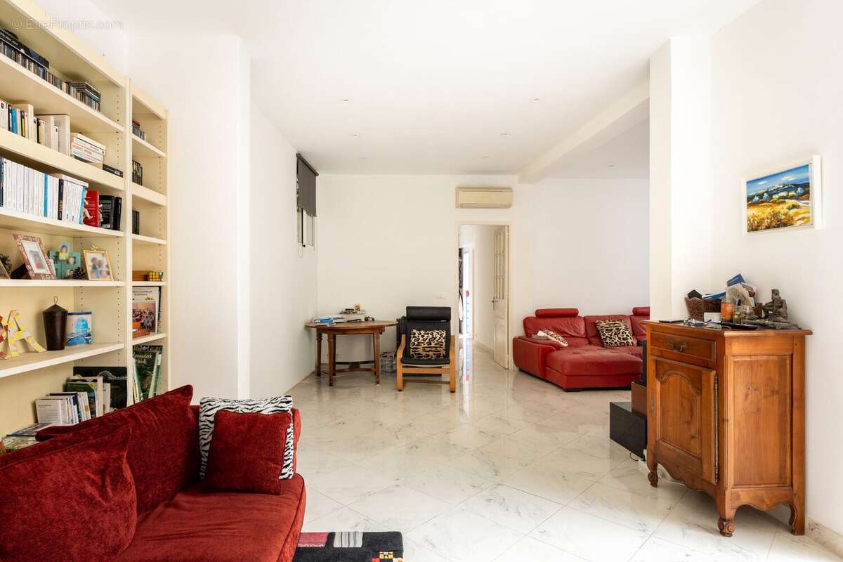 Appartement à BEAUSOLEIL