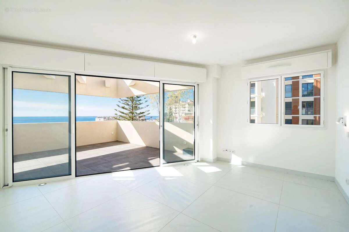 Appartement à BEAUSOLEIL