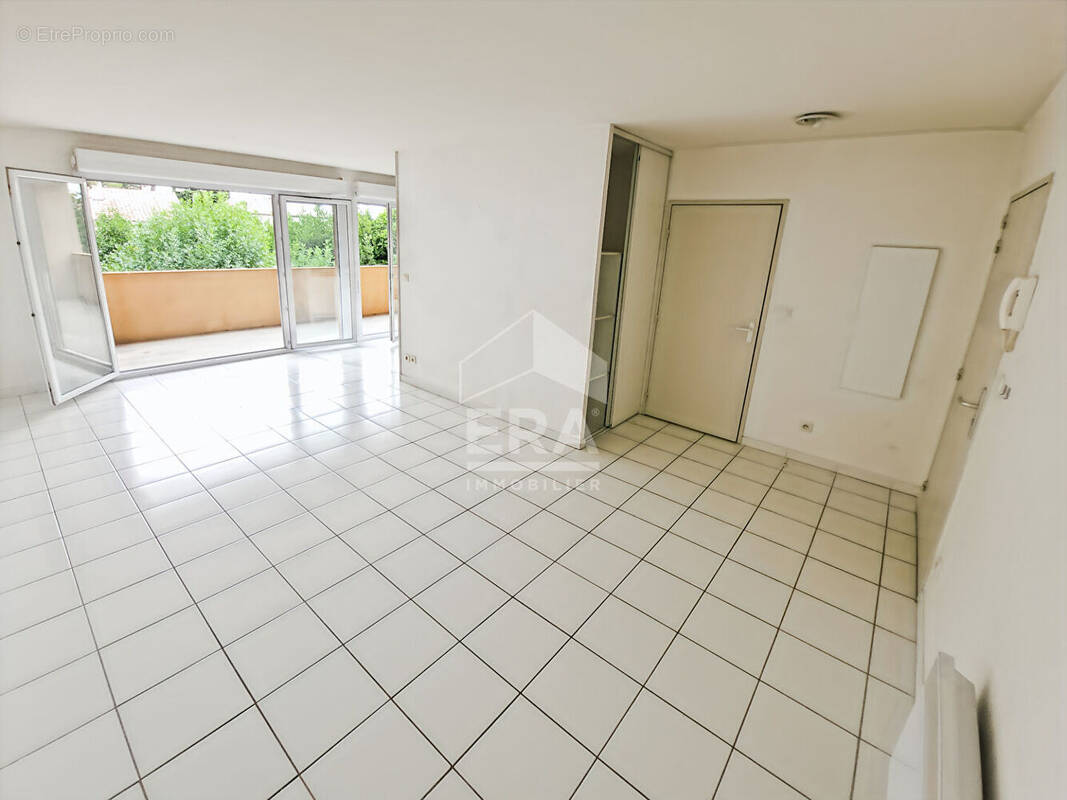 Appartement à SALON-DE-PROVENCE