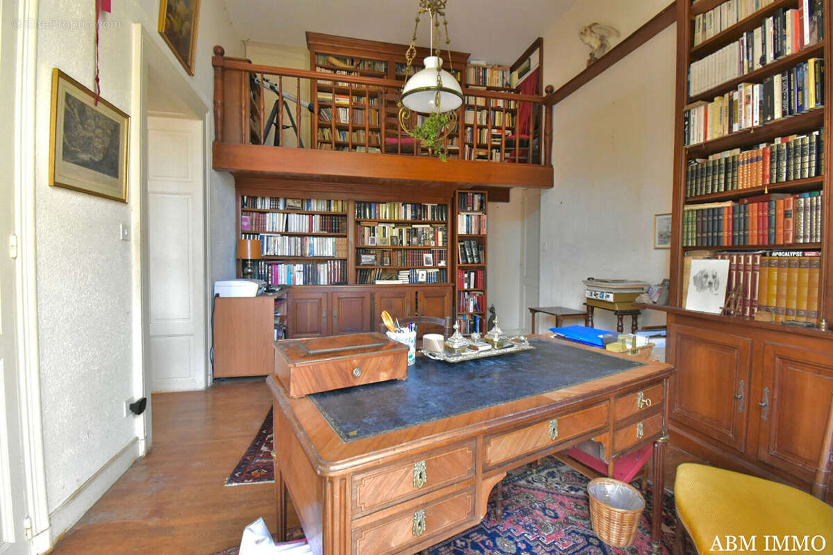 Maison à SAINT-LAURENT-DES-HOMMES