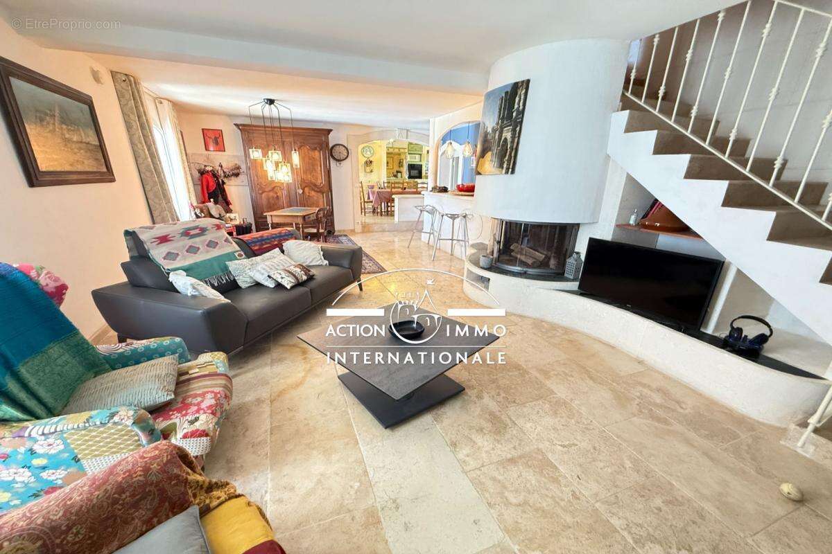 vente maison 8 Pièce(s) - photo 4