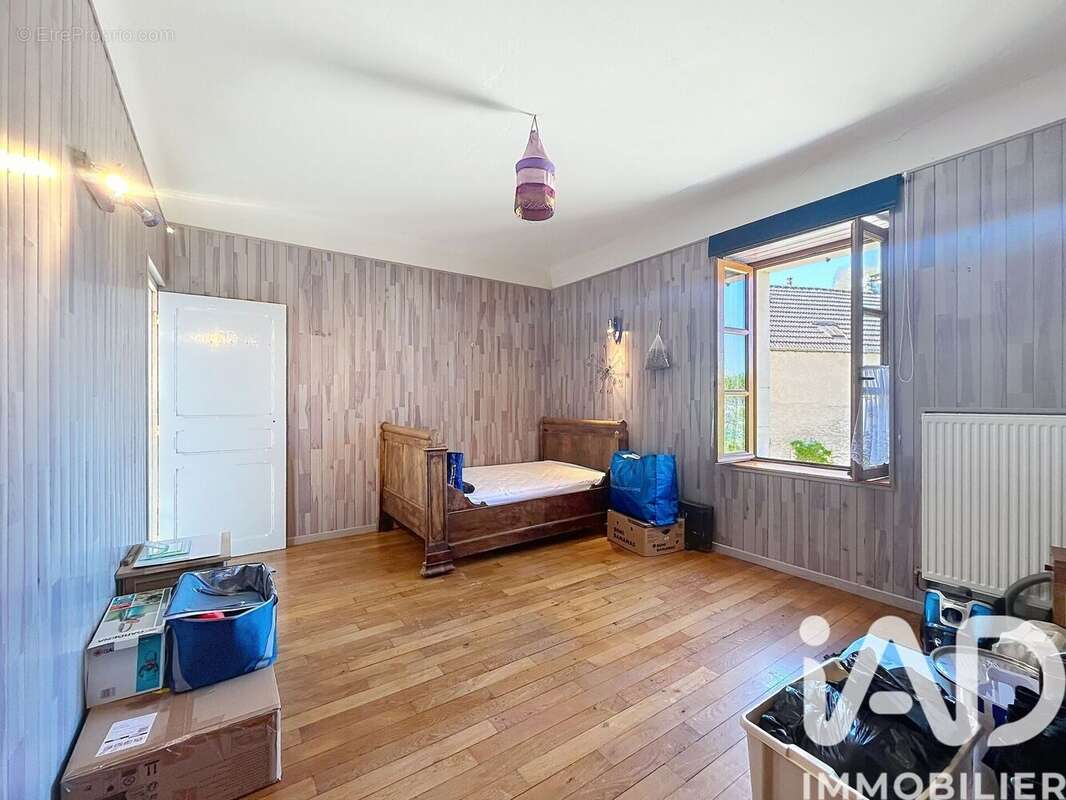 Photo 9 - Maison à MAILLY-LA-VILLE