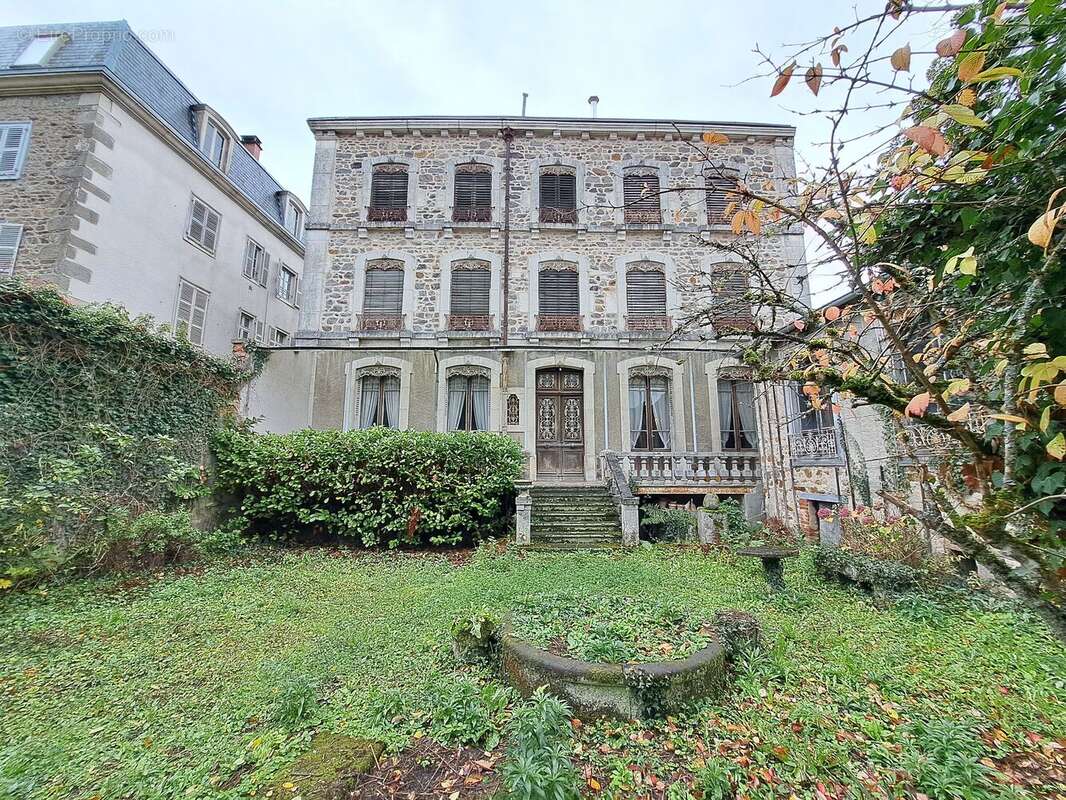 Photo 1 - Maison à AMBERT