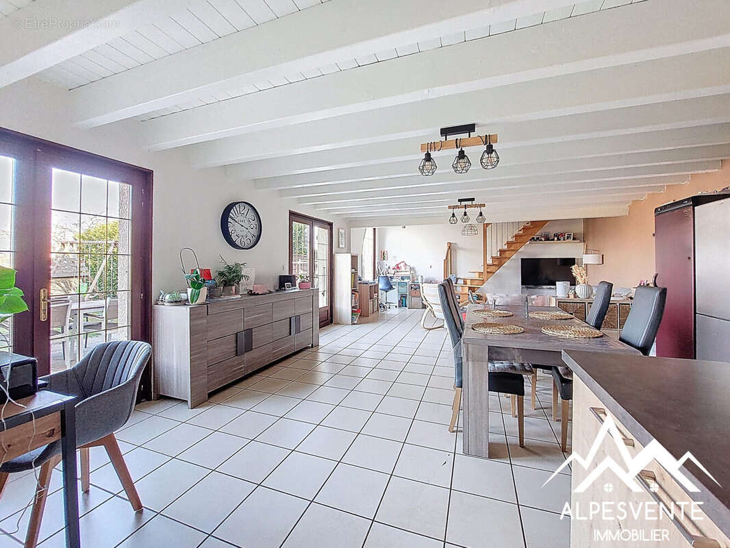 vente-maison-mitoyenne-3ch-jardin-allinges-alpesvente  - Maison à ALLINGES