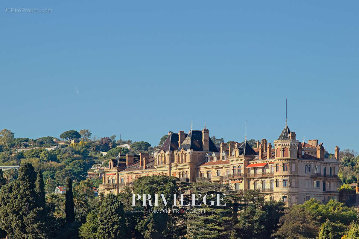 Appartement à CANNES