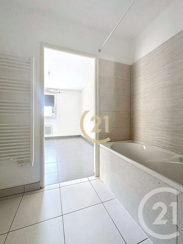 Appartement à SAINT-JEAN-DE-VEDAS