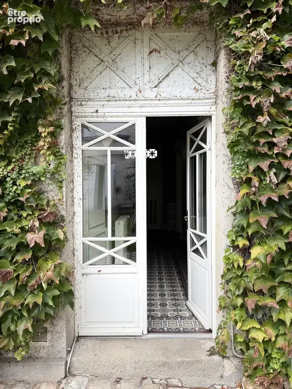 Centre ville de saumur avec jardin et stationnement - photo 26