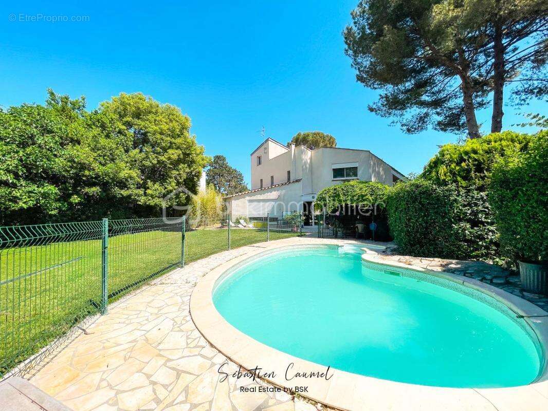 Villa d'architecte · DPE B · Piscine · Terrain 1 607 m² · Saint-Jean-de-Védas (34430) · Montpellier Ouest - photo 3
