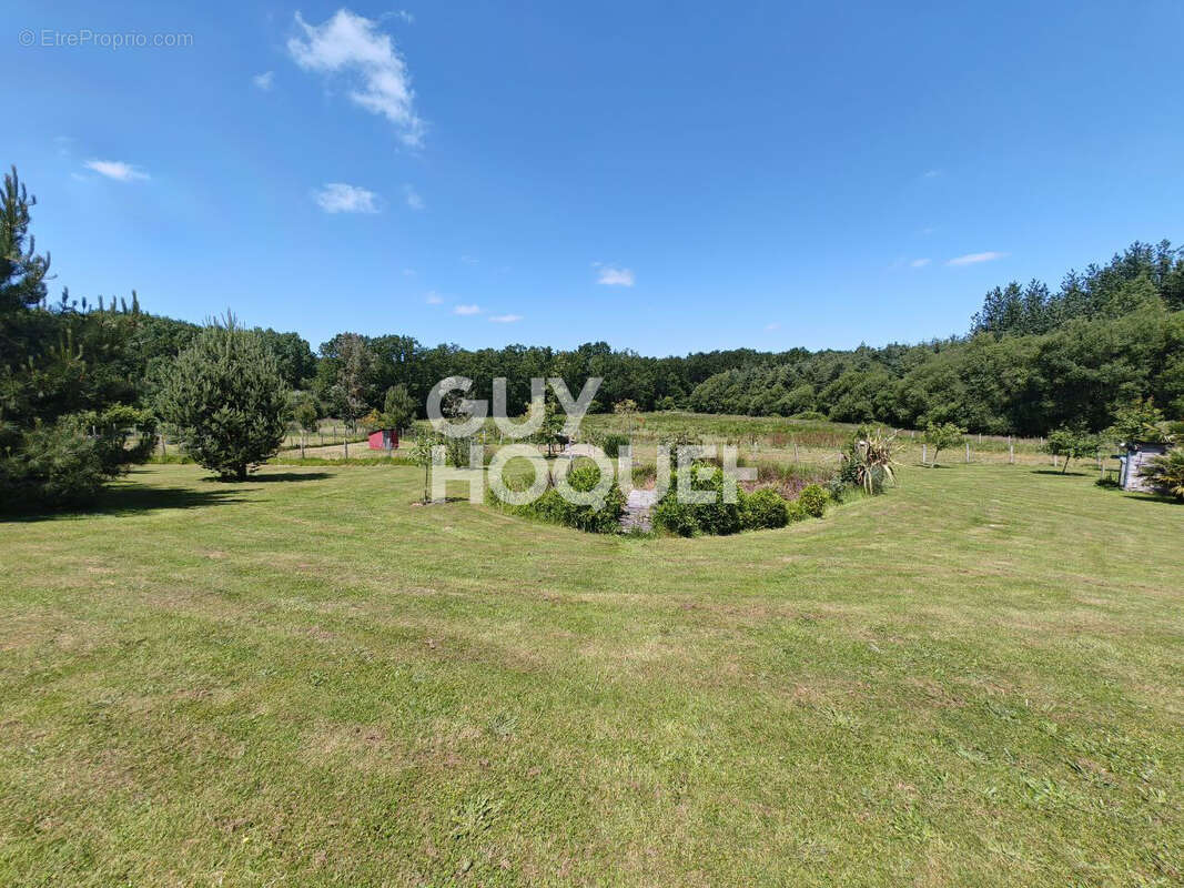 Maison à SAINT-PIERRE-DE-PLESGUEN