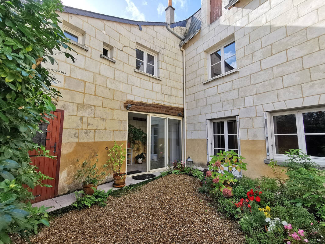 Maison à SOUZAY-CHAMPIGNY