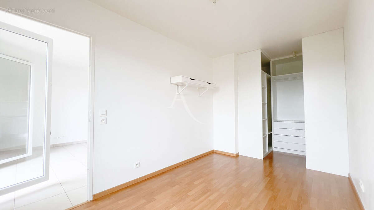 Appartement à VIGNEUX-SUR-SEINE