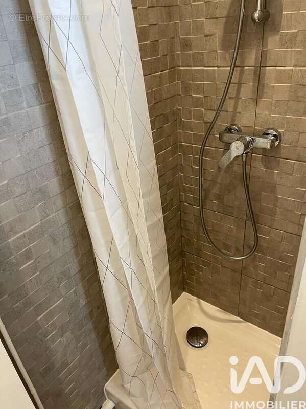 Appartement 26 m² à Colombes  - photo 4