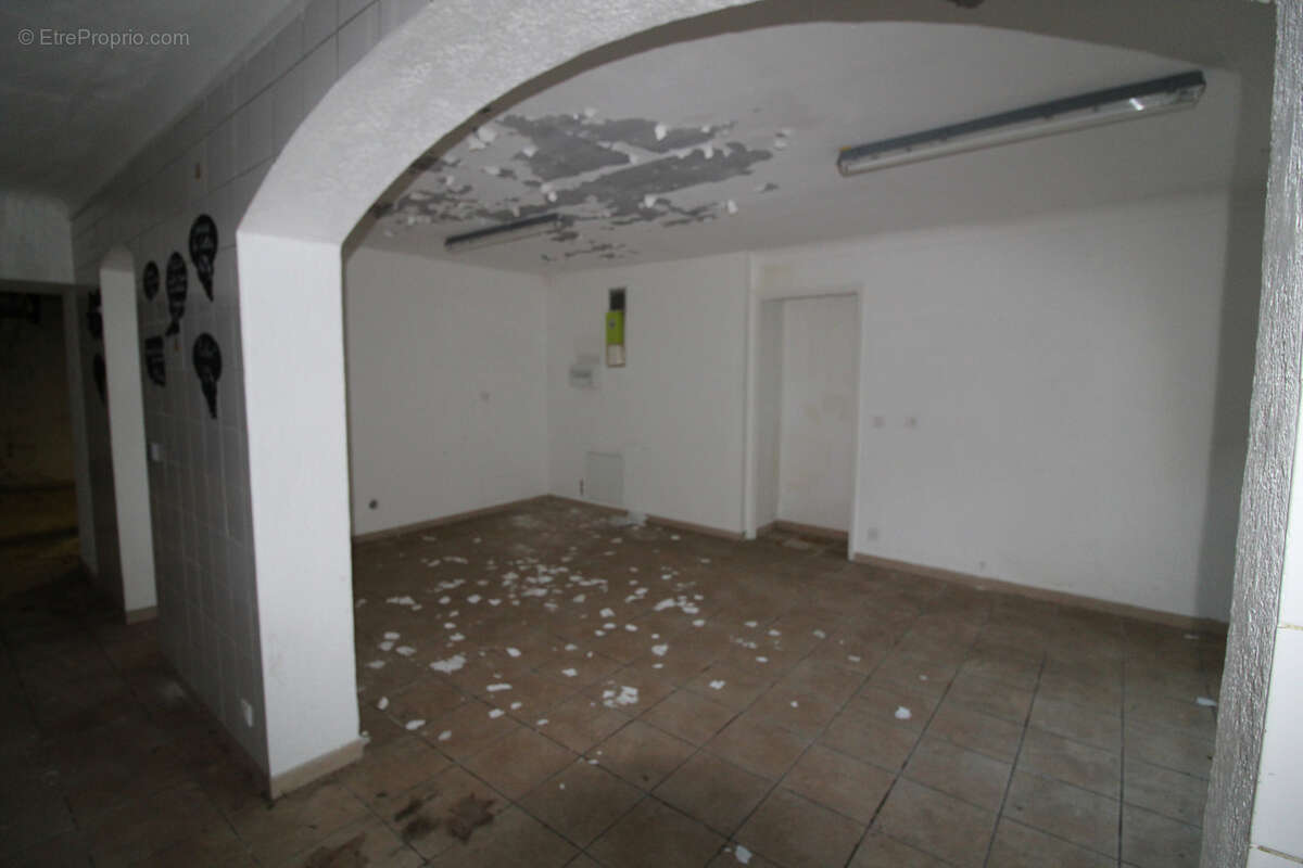 Commerce à LE LAVANDOU