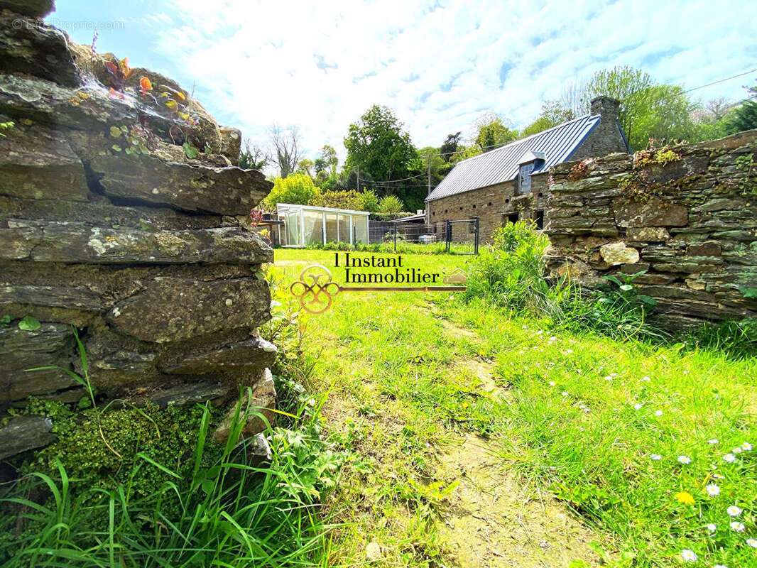 Maison 4 Chambres avec jardin et maison en pierre à rénover - photo 4