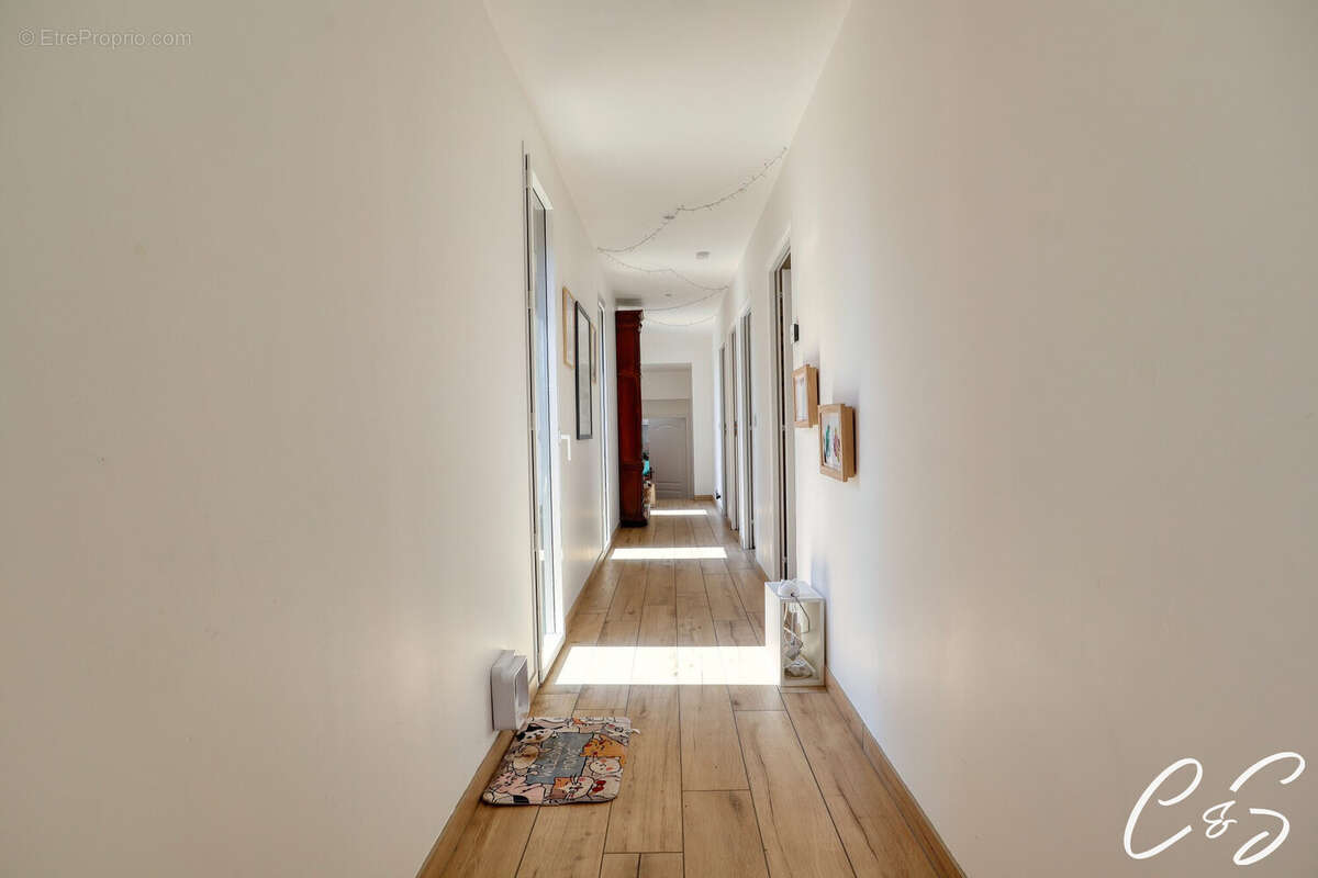 Maison 222 m² à Penmarch  - photo 6