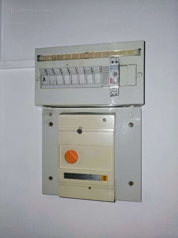 Appartement à AIGUILHE