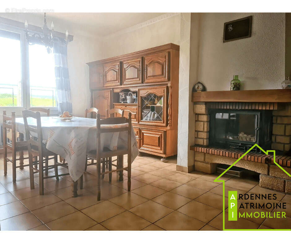 Maison à SAINT-MARCEAU