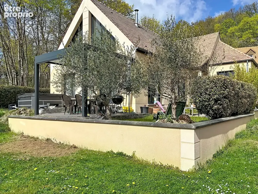 Maison 6 pièces 155 m² à vendre à Chateaufort (78117) - photo 2